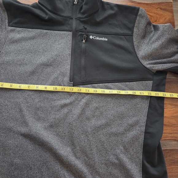 Columbia Men's Black and Gray Jacket Large Sporty Warm - Picture 6 of 7